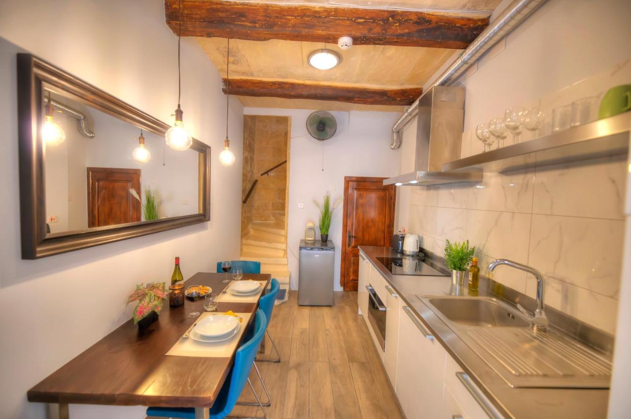 Romantic And Historical Maisonette In The Center Of Valletta Mbal1-1 Exterior foto